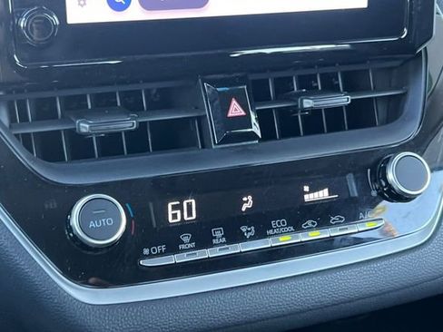 Used 2023 Toyota Corolla LE image 25