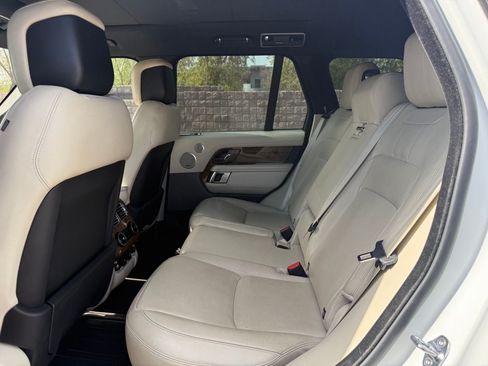 Used 2019 Land Rover Range Rover HSE AWD/4WD image 10