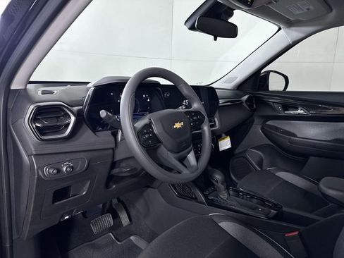 New 2026 Chevrolet TrailBlazer LT w/ Driver Confidence Package FWD image 10