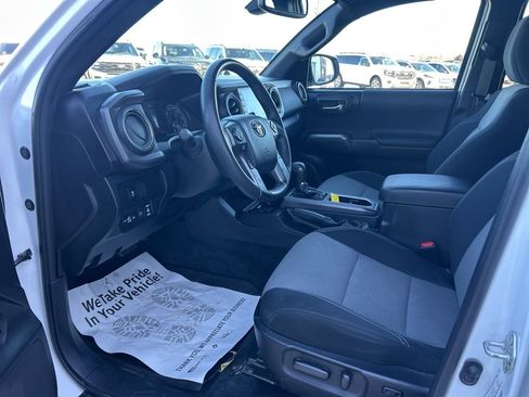 Used 2023 Toyota Tacoma TRD Off-Road w/ Technology Package image 18