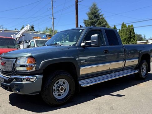 Used 2007 GMC Sierra 3500 SLT RWD image 2