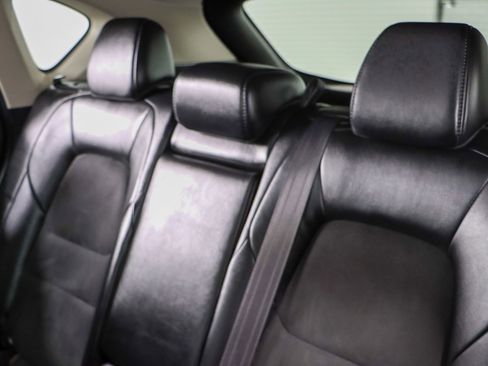 Used 2019 MAZDA CX-5 Touring image 26