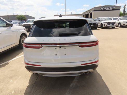 Certified 2026 Lincoln Corsair Premiere FWD image 11