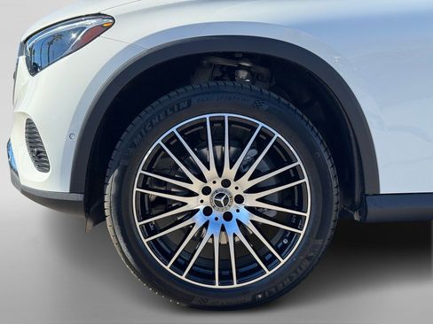 New 2026 Mercedes-Benz GLC 300 image 10