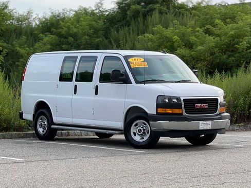 Used 2019 GMC Savana 2500 w/ Driver Convenience Package image 1