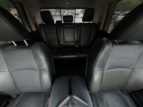 Used 2015 RAM 2500 Laramie AWD/4WD image 34