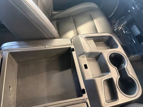 Used 2022 GMC Sierra 1500 SLT RWD image 12