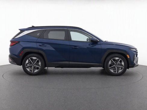 Used 2025 Hyundai Tucson SEL AWD/4WD image 4