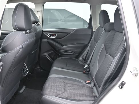 Used 2023 Subaru Forester Premium image 21