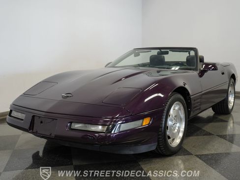 Used 1993 Chevrolet Corvette Convertible image 18