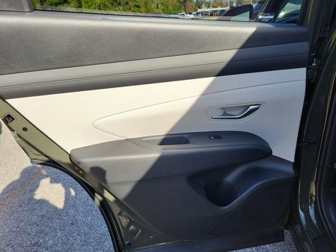 New 2026 Hyundai Tucson SEL FWD image 12