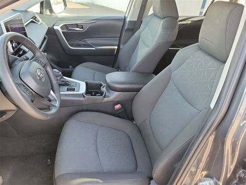 Used 2024 Toyota RAV4 XLE image 16