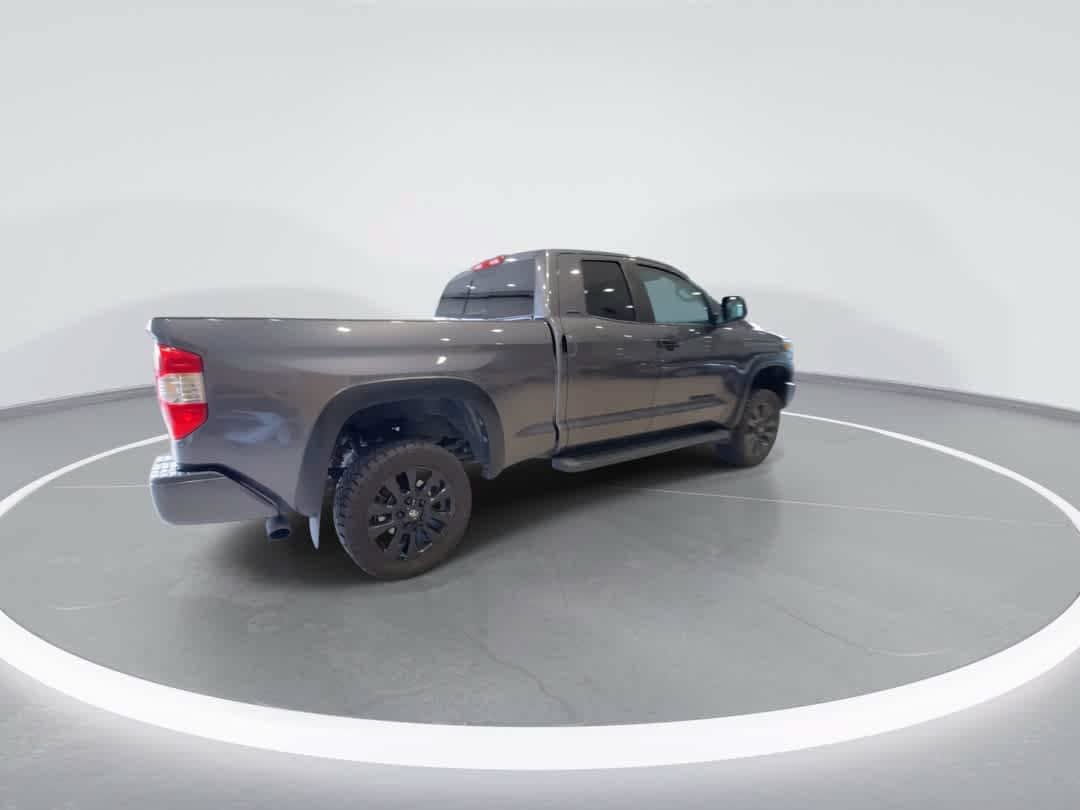 Used 2021 Toyota Tundra Limited w/ Nightshade Special Edition AWD/4WD image 8