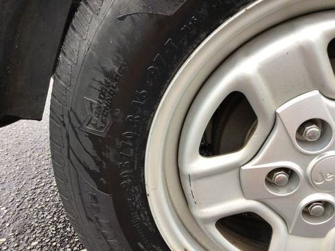 Used 2011 Jeep Patriot Sport image 13