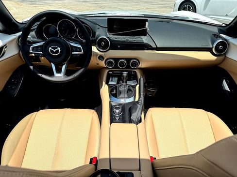 New 2026 MAZDA MX-5 Miata RF Grand Touring RWD image 20
