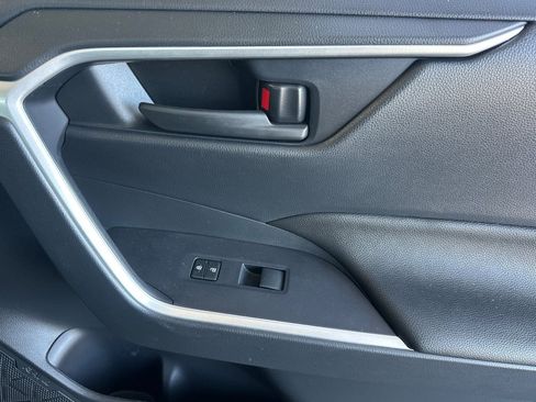 Certified 2025 Toyota RAV4 LE image 22