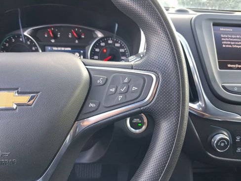 Used 2023 Chevrolet Equinox LT FWD image 20