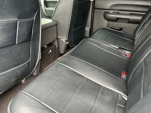 Used 2013 Chevrolet Silverado 1500 LT image 4