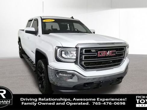 Used 2017 GMC Sierra 1500 SLE image 3