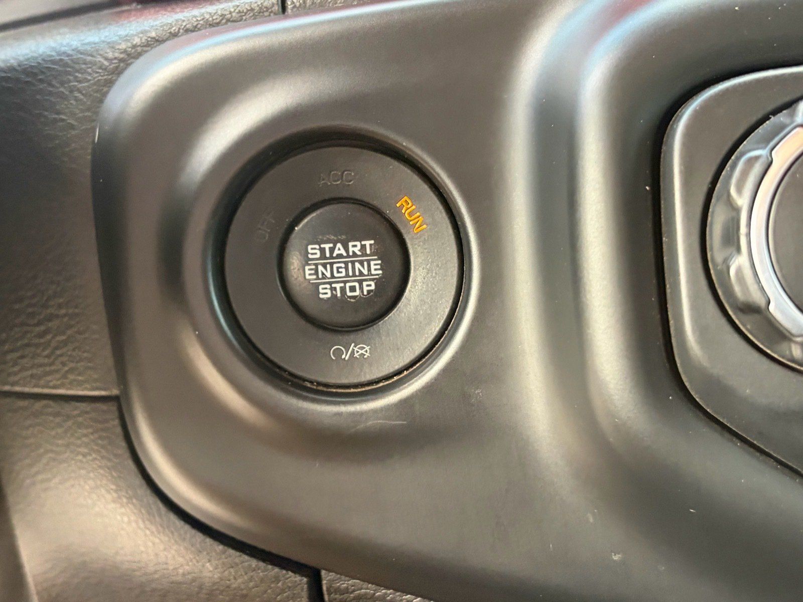 Used 2019 Jeep Wrangler Unlimited Rubicon AWD/4WD image 27