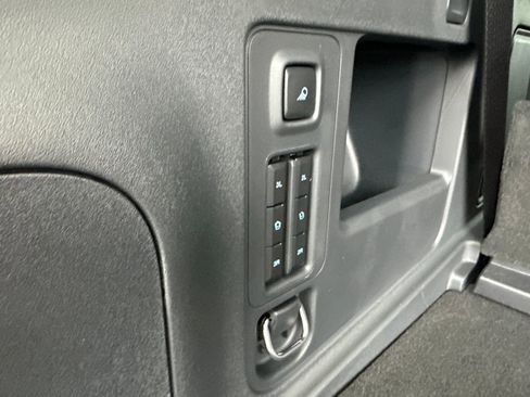 New 2025 Ford Expedition Platinum w/ Stealth Performance Package image 22