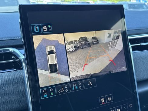 New 2026 GMC Sierra EV Elevation image 9