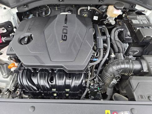 Certified 2025 Kia Sorento S FWD image 30