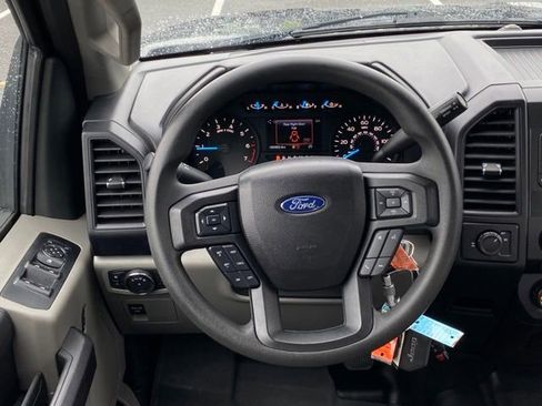 Used 2017 Ford F150 XL w/ Equipment Group 101A Mid RWD image 28