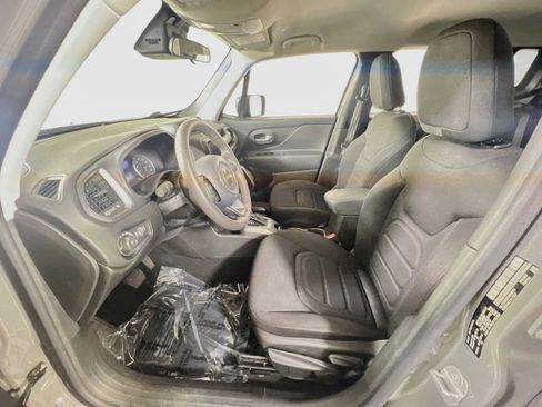 Used 2022 Jeep Renegade Latitude AWD/4WD image 20