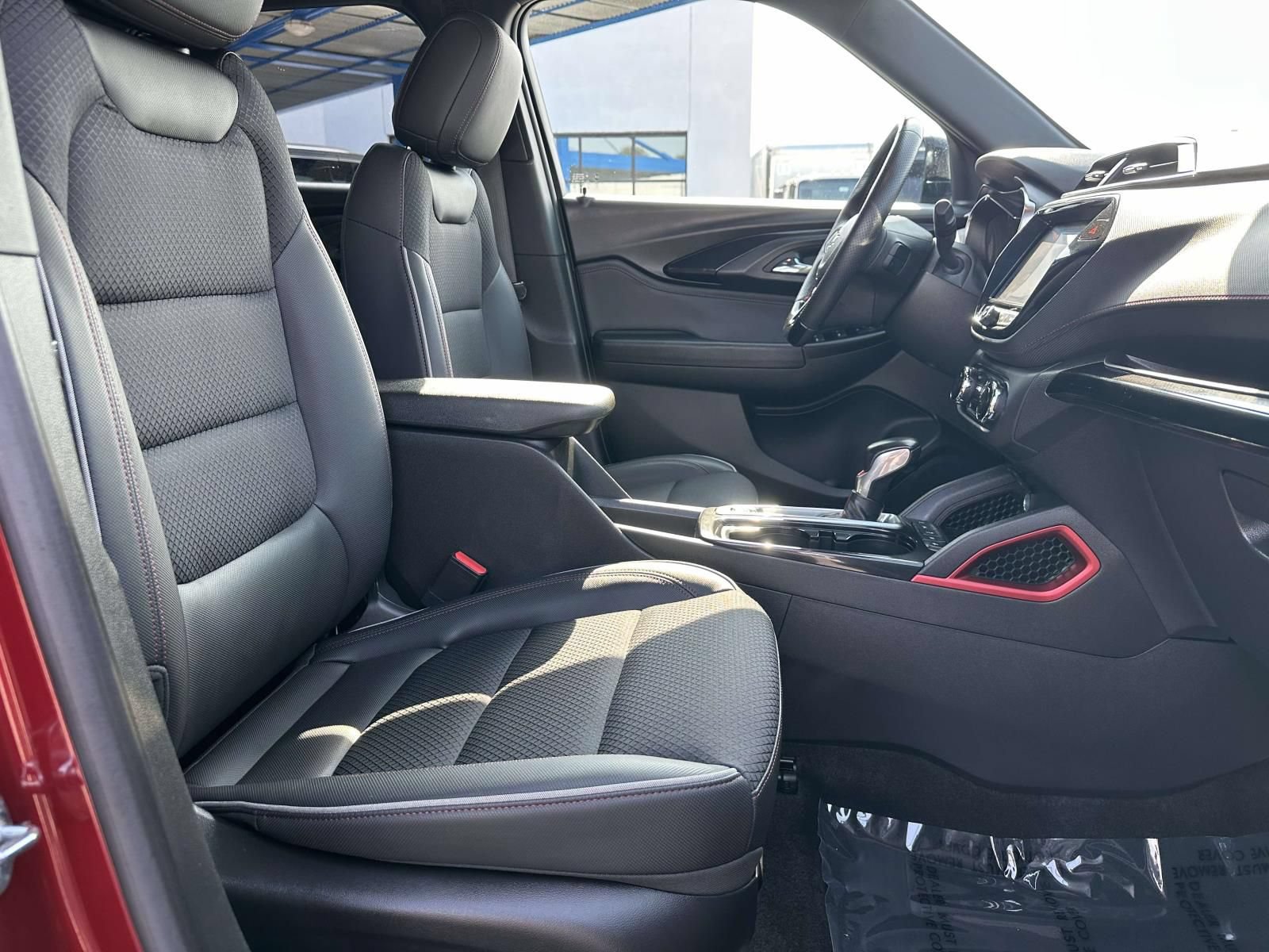 Used 2023 Chevrolet TrailBlazer RS w/ Convenience Package FWD image 28
