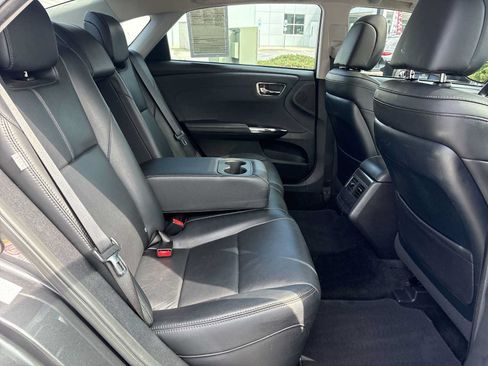 Used 2018 Toyota Avalon XLE Premium FWD image 27