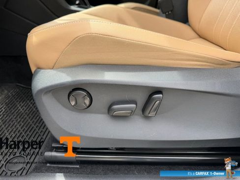 Used 2024 Volkswagen Tiguan SE R-Line image 19