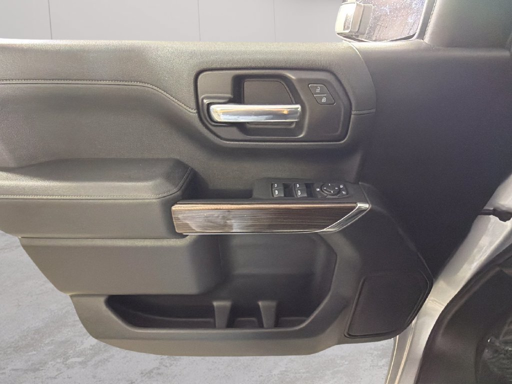 Used 2020 Chevrolet Silverado 1500 LT w/ All-Star Edition RWD image 24
