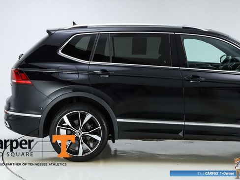 Used 2024 Volkswagen Tiguan SEL R-Line image 50