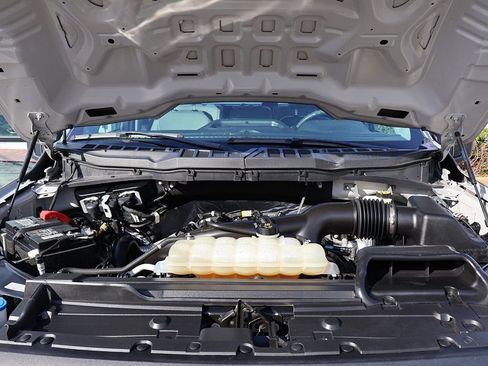 Used 2022 Ford F150 XL w/ Equipment Group 101A High RWD image 18