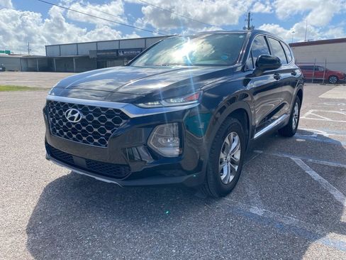 Used 2020 Hyundai Santa Fe SE image 7