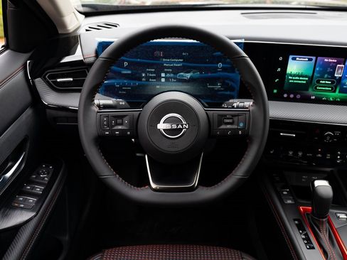 New 2026 Nissan Kicks SR w/ Cold Weather Package image 11