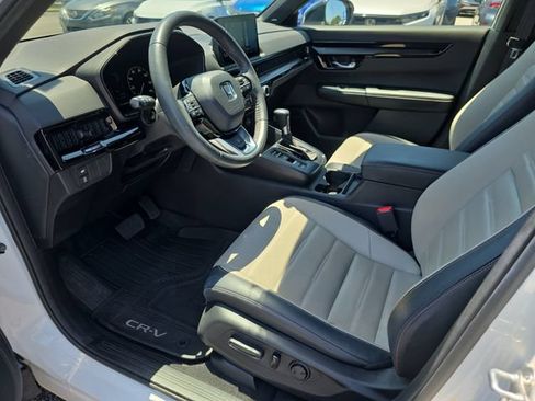 Used 2024 Honda CR-V Sport Touring image 10