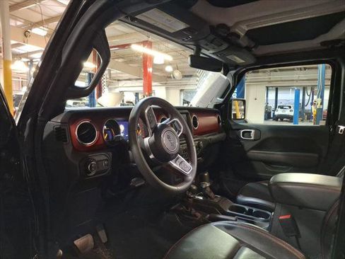 Certified 2023 Jeep Gladiator Rubicon w/ LED Lighting Group AWD/4WD image 6