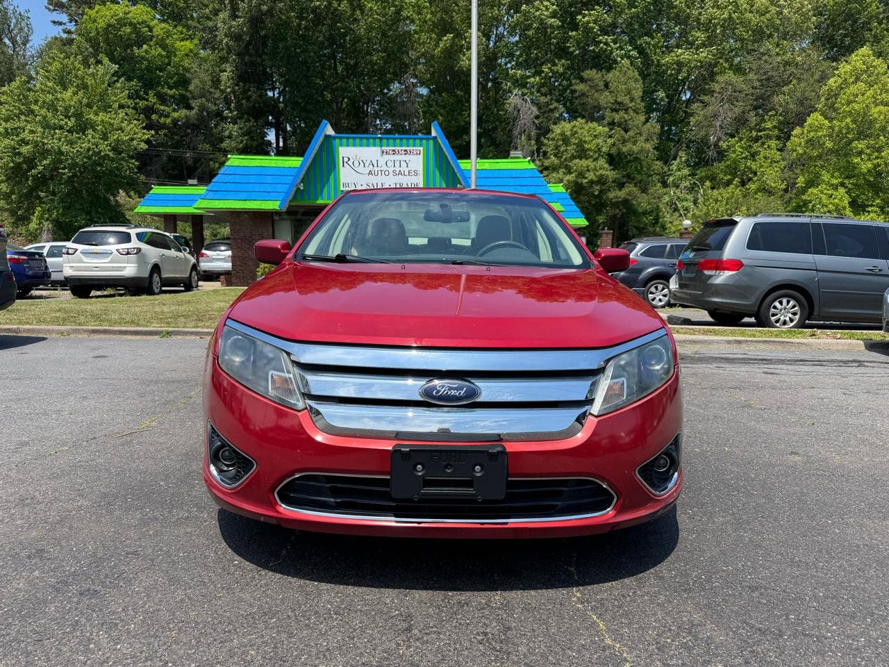 Used 2010 Ford Fusion SEL FWD image 2