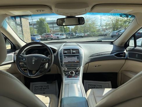 Used 2017 Lincoln MKZ Reserve w/ Climate Package AWD/4WD image 2