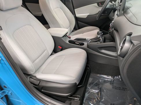 Used 2023 Hyundai Kona SEL w/ Cargo Package AWD/4WD image 28