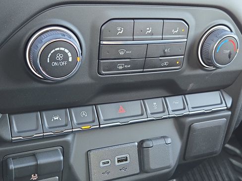 New 2026 Chevrolet Silverado 1500 W/T w/ WT Value Package image 27