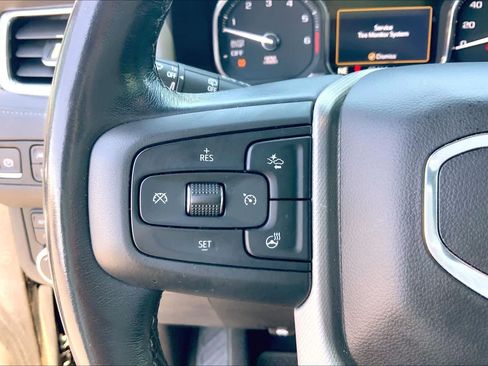 Used 2021 GMC Yukon Denali w/ Denali Premium Package AWD/4WD image 24