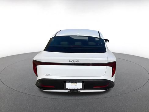 Used 2025 Kia K4 LXS image 12