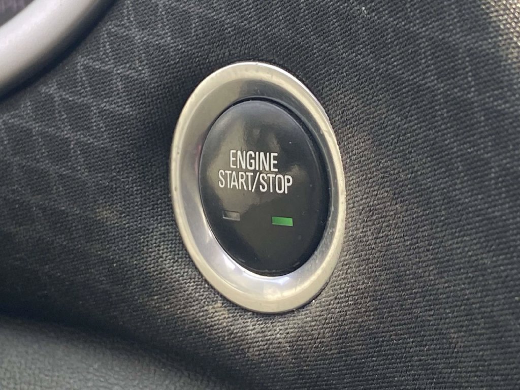 Used 2023 Chevrolet Malibu LT FWD image 26