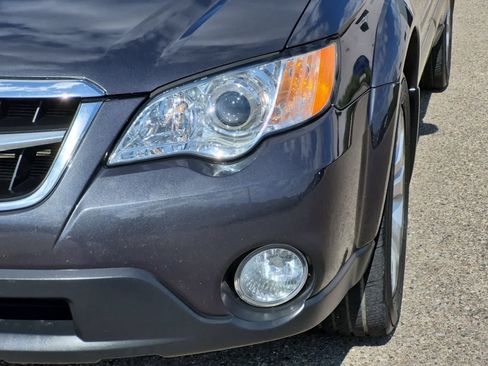 Used 2008 Subaru Outback 2.5XT Limited AWD/4WD image 11
