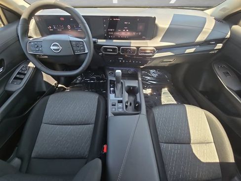 Used 2026 Nissan Sentra SV w/ SV Convenience Package FWD image 20