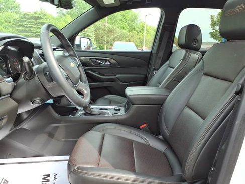 Certified 2023 Chevrolet Traverse High Country w/ LPO, Floor Liner Package FWD image 14