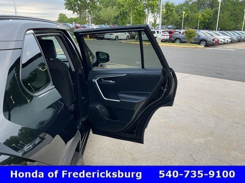 Used 2024 Toyota RAV4 XLE w/ Convenience Package AWD/4WD image 18